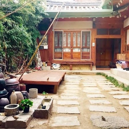 סיאול Gongsimga Hanok Guesthouse מראה חיצוני תמונה