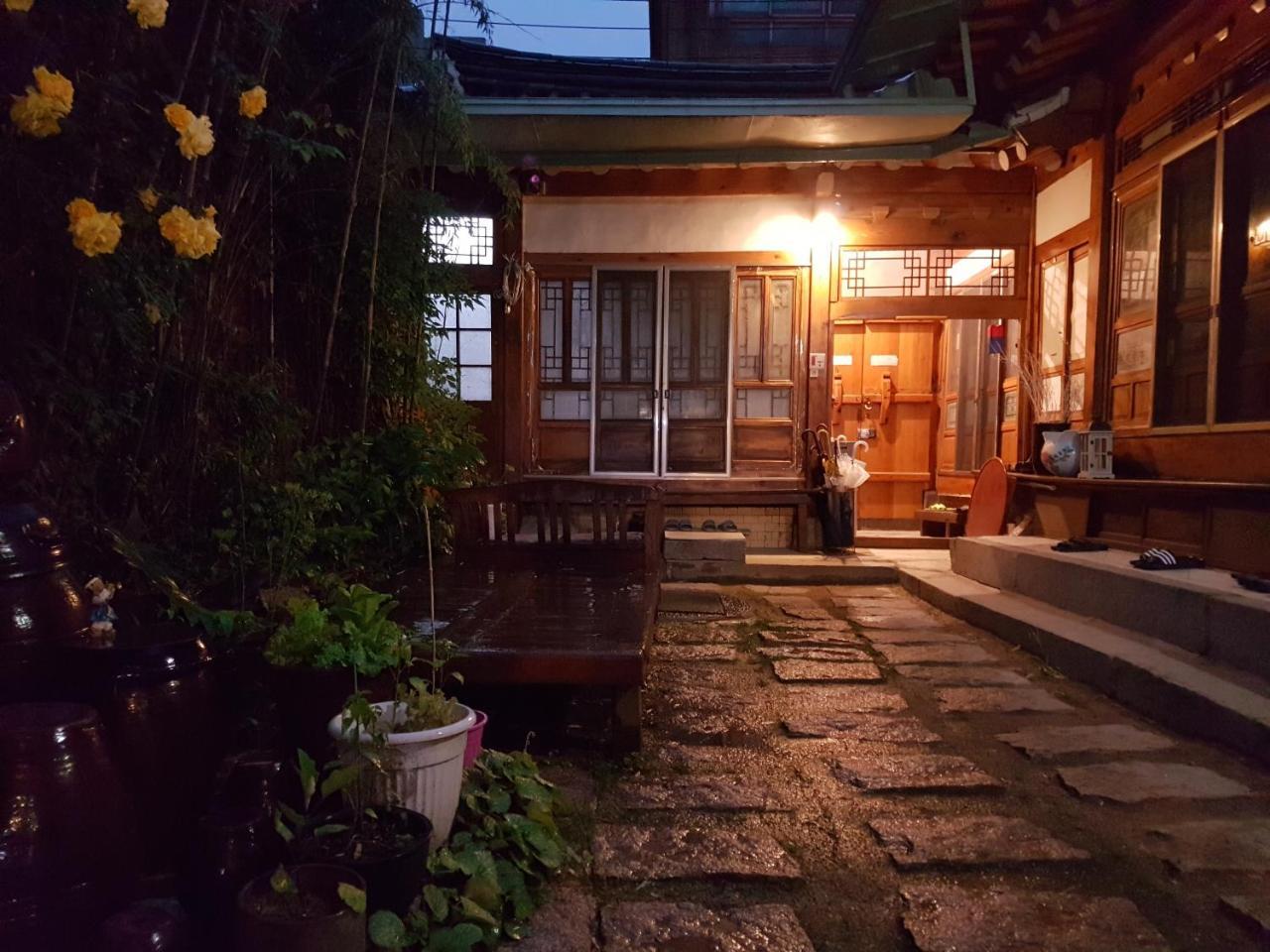 סיאול Gongsimga Hanok Guesthouse מראה חיצוני תמונה