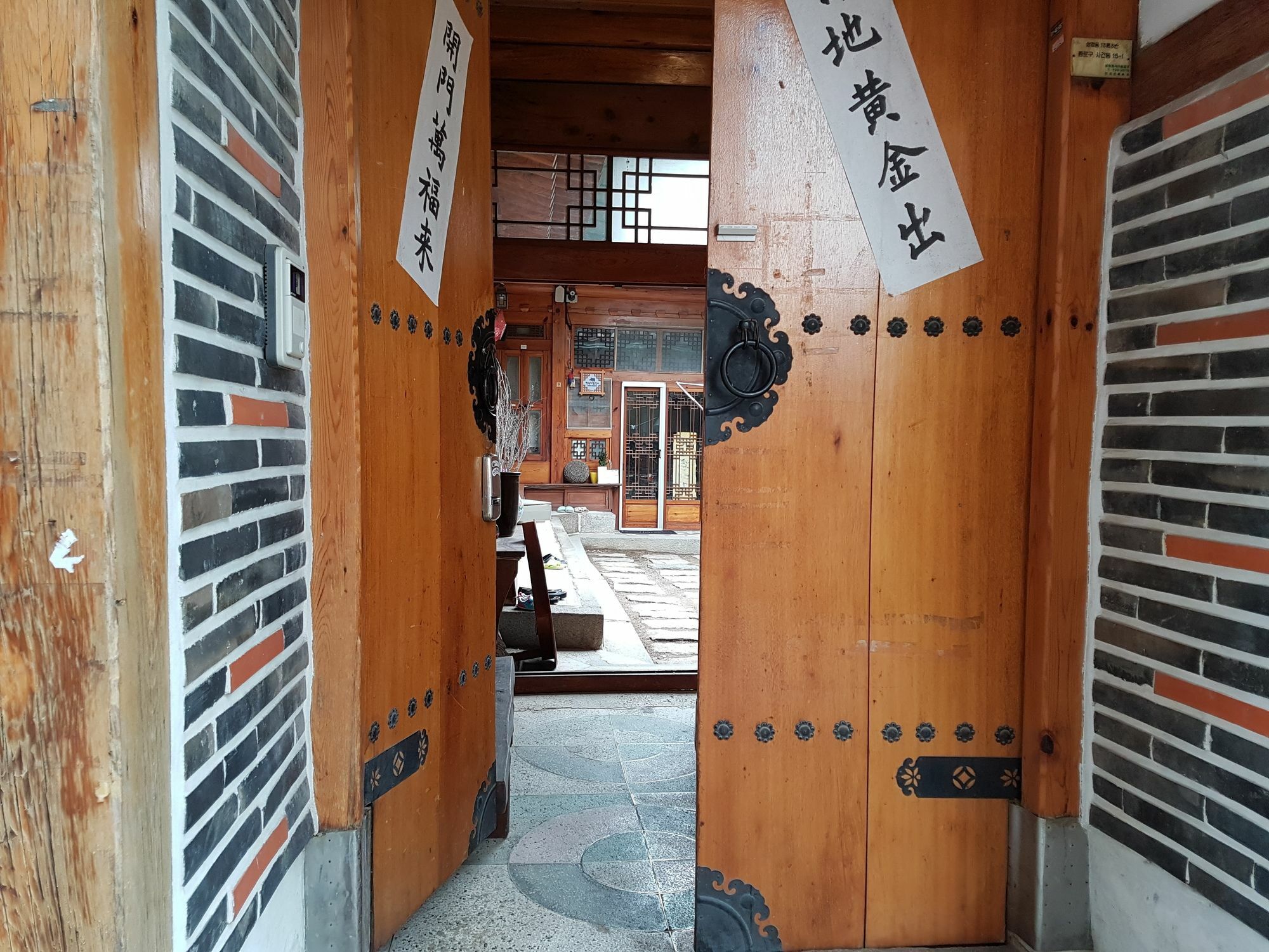 סיאול Gongsimga Hanok Guesthouse מראה חיצוני תמונה